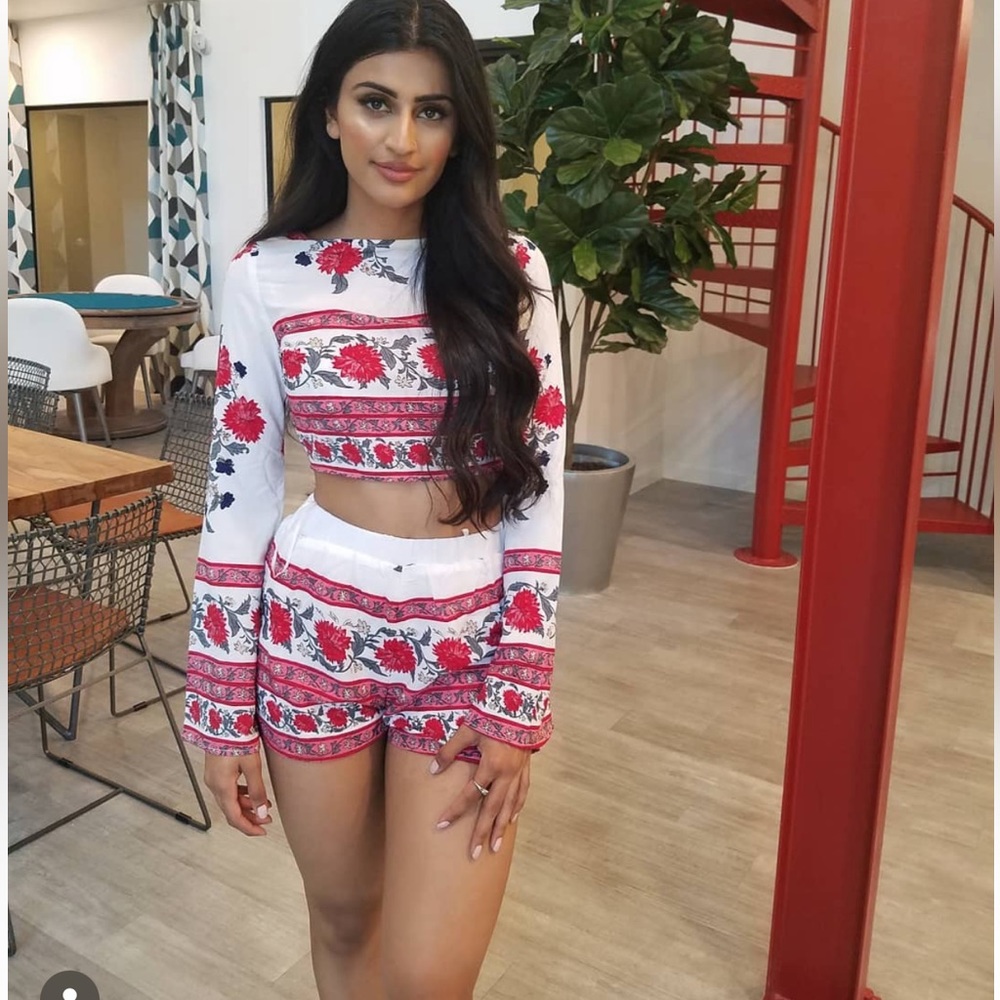 Two Piece Floral Set Size XS